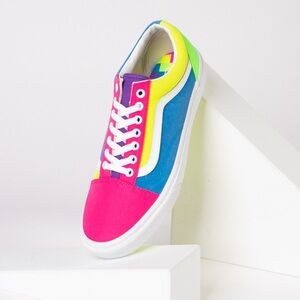 Multicolor Vans